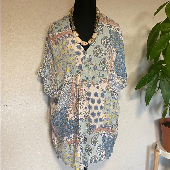 Boho Multicolor Floral Kimono, playful - Picture 2 of 5
